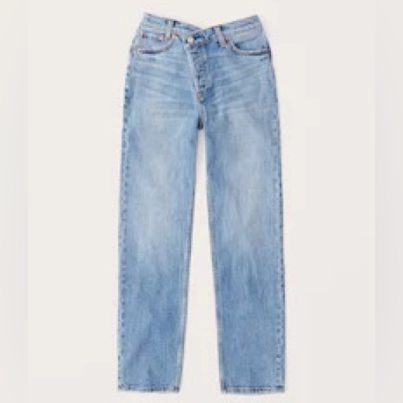 Abercrombie & Fitch Denim - NWT Abercrombie & Fitch High Rise Dad Jean Size 27S